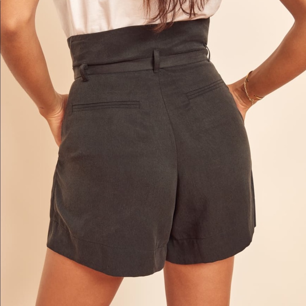 REFORMATION Castel Short-  Size 6 Black - Picture 4 of 6